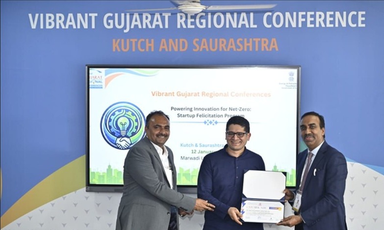 CPC Analytics felicitated at the Vibrant Gujarat Regional Conference, Kutch and Saurashtra